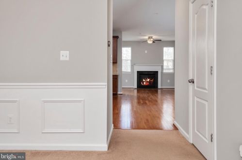 7403 Macon Dr, Glen Burnie MD 21060-8387 exterior