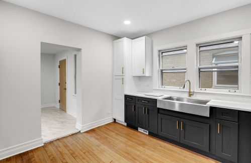 1837 Nagle Ave, Chicago IL  60707-4022 exterior