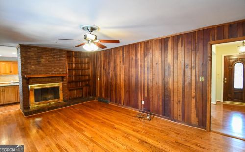 1179 Springdale Rd, Gainesville GA 30501-2443 exterior