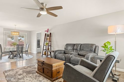 4115 Captain Dreyfus Ave, Phoenix AZ  85032-6720 exterior