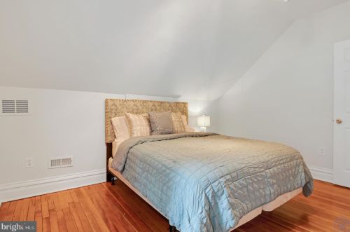 1707 Minnesota Ave, Washington DC  20020-4723 exterior