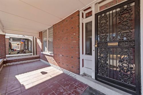 5812 De Giverville Ave, Saint Louis MO 63112-1617 exterior