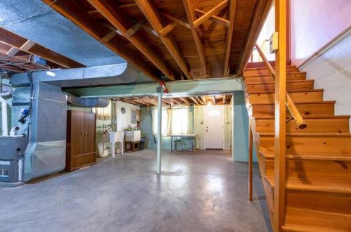 700 Southcrest Dr, Pittsburgh PA 15226-1238 exterior