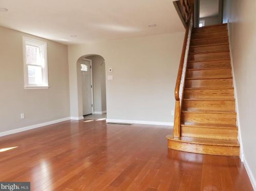 7054 Dorcas St, Philadelphia PA 19111-4111 exterior