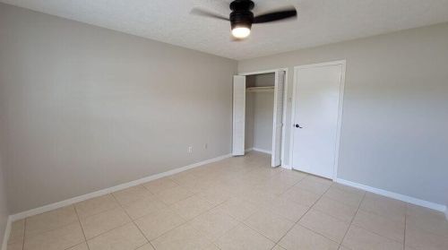 2442 Grand Dr, Fort Pierce FL  34952-6532 exterior