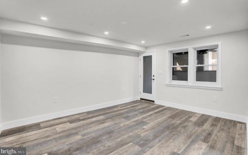 1337 Massachusetts Ave, Washington DC  20003-1540 exterior