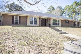 136 Lisa Dr, Leesville, LA 71446-2316