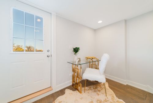 2150 Foster Ave, Chicago IL  60625-1206 exterior