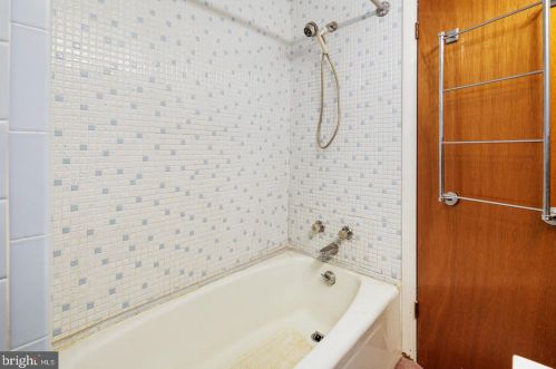 2435 Cedar St, Philadelphia PA 19134-4407 exterior