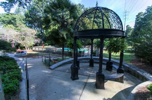 1445 Monroe Dr, Atlanta GA  30324-5329 exterior