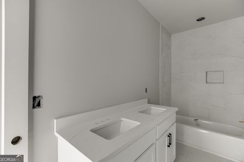 8060 Bethel Rd, Gainesville GA exterior