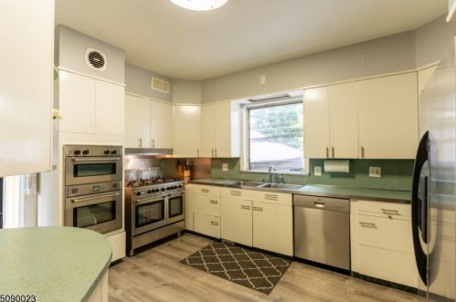 312 36th St, Paterson NJ 07504-1716 exterior