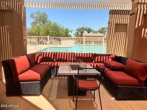 9702 Foster Ave, Chandler AZ 85248-6615 exterior