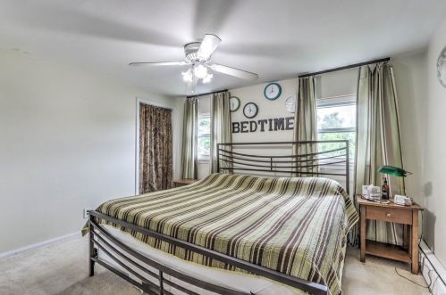 309 Amsterdam Ave, Babylon NY 11704-4929 exterior