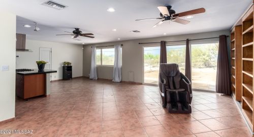 1420 Calle Tiburon, Tucson, AZ 85704-1024