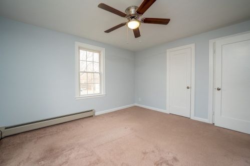 119 Highland Ave, West Springfield MA 01089-1017 exterior