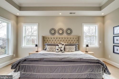 2733 1 St, Arlington VA 22203-2639 exterior