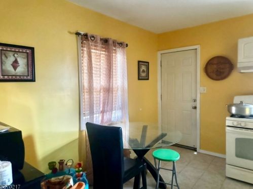 521 18 St, Paterson NJ 07514-2611 exterior