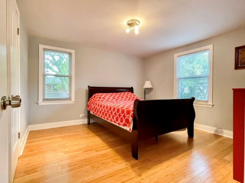 5101 Natchez Ave, Chicago IL 60638-1346 exterior