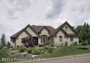 331 Glenmaura Dr, Scranton, PA 18507-1921