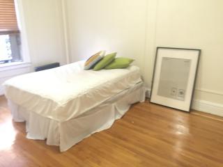 330 Eastern Pkwy, Brooklyn NY  11225-1207 exterior