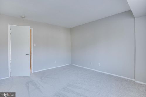 1811 Westwind Way, Mc Lean VA 22102-1611 exterior