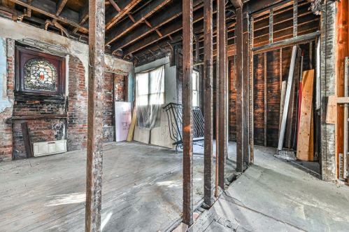 3224 Dawson St, Pittsburgh PA 15213-4536 exterior