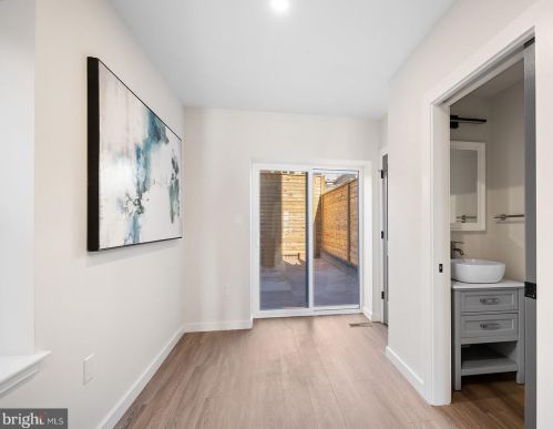 241 Allen St, Philadelphia PA  19125-4103 exterior