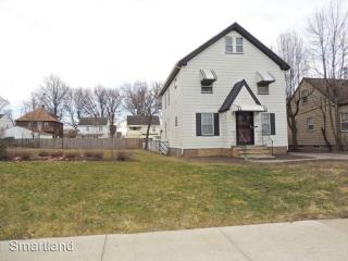 16320 Scottsdale Blvd, Cleveland OH  44120-5041 exterior