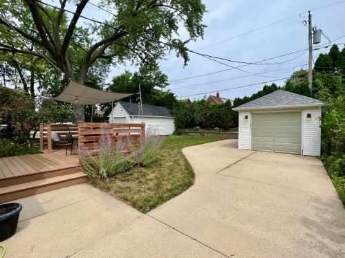 2992 70, Milwaukee WI 53210-1228 exterior