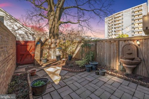 449 N St, Washington DC  20024-3701 exterior