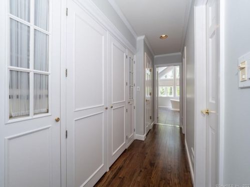 31 Millstone Rd, Wilton CT 06897-1105 exterior