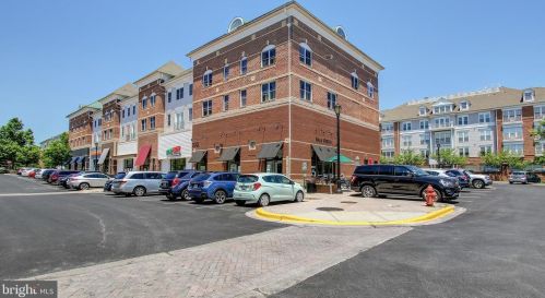 302 King Farm Blvd, Rockville MD  30203-5920 exterior