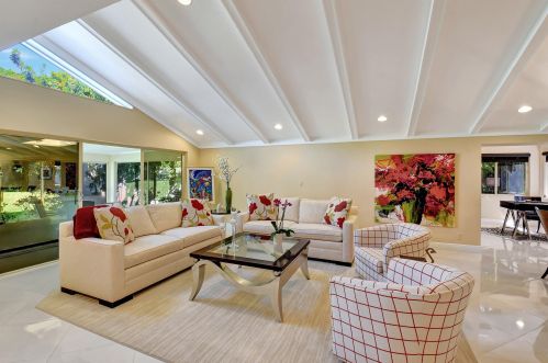 13 Gln Dr, Boynton Beach FL 33436-6207 exterior