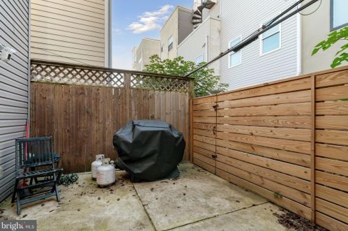 1304 Cleveland St, Philadelphia PA  19146-4605 exterior