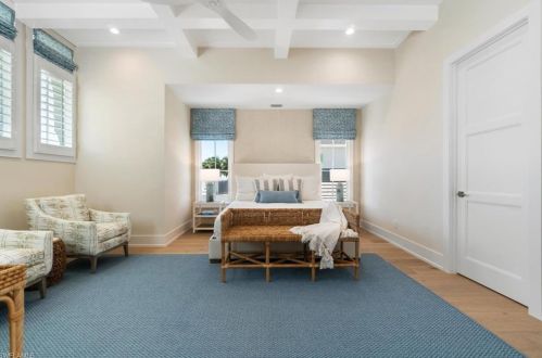 125 18 Ave, Naples FL 34120-0035 exterior