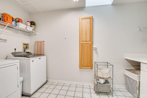 115 High St, Metuchen NJ 08840-2339 exterior