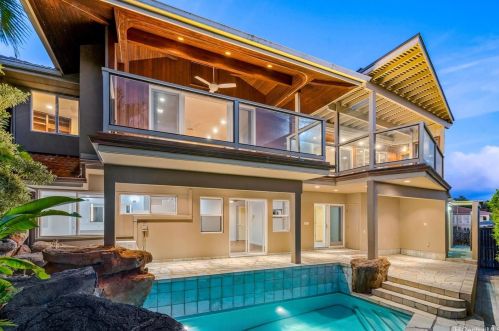 2270 Okoa St, Honolulu HI 96821-2649 exterior