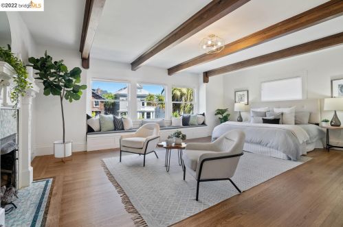 2906 Hillegass Ave, Berkeley CA 94705-2212 exterior