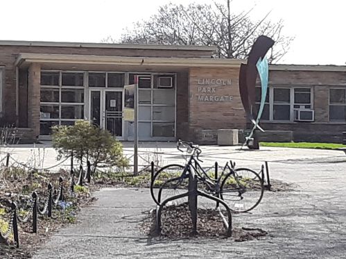 920 Ainslie St, Chicago IL  60640-3815 exterior