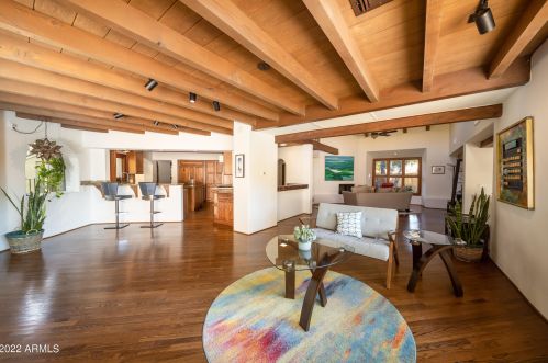 7345 2 Ave, Phoenix AZ 85023-6573 exterior