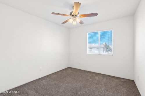 8238 Placita Del Parque, Tucson AZ  85747-5244 exterior