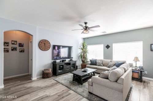 2591 Indian Wl Pl, Chandler AZ 85249-4168 exterior