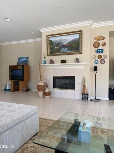 1331 Martin Luther King Jr Dr, Oxnard CA  93030-2575 exterior