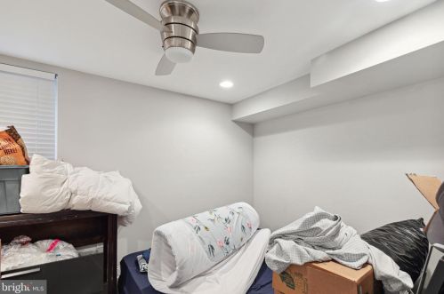 1400 24 St, Philadelphia PA 19121-3802 exterior