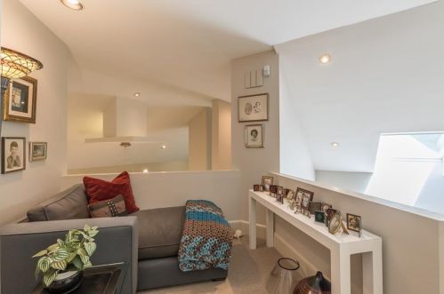 55 Finch Frst Trl, Atlanta GA 30327-4576 exterior