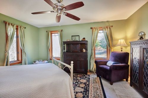 480 Belchertown Rd, Ware MA 01082-9420 exterior