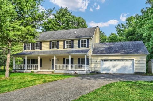 1180 Dutchess Tpke, Poughkeepsie NY  12603-1171 exterior