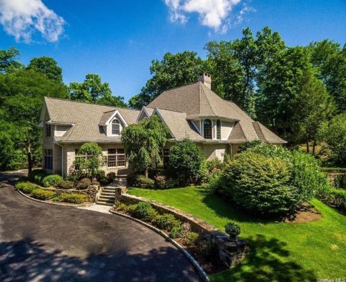 28 Wrights Mill Rd, Armonk NY  10504-1130 exterior