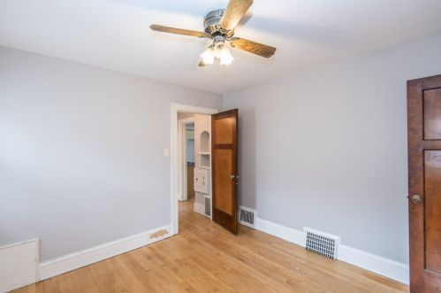 2872 56, Milwaukee WI 53210-1525 exterior